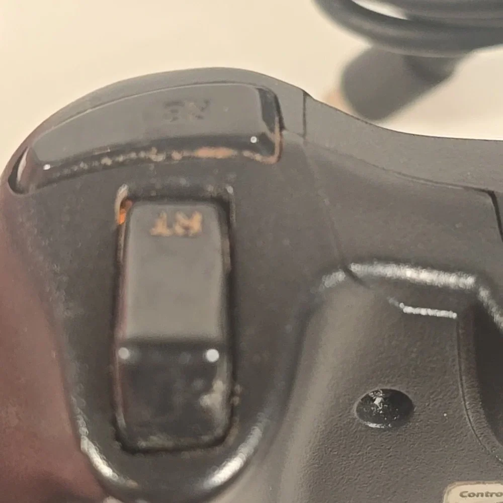 GameStop Xbox 360 Controller BB-070‎ - Black - No USB Adapter